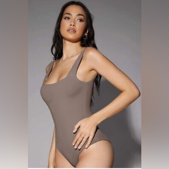 SHEIN Shapewear Bodysuit - Picture 1 of 6